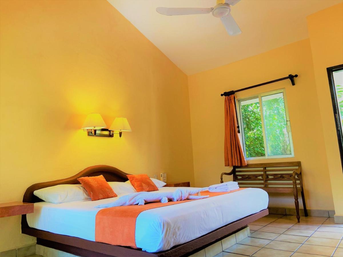 Hotel Lunasol Playa del Carmen Exterior photo